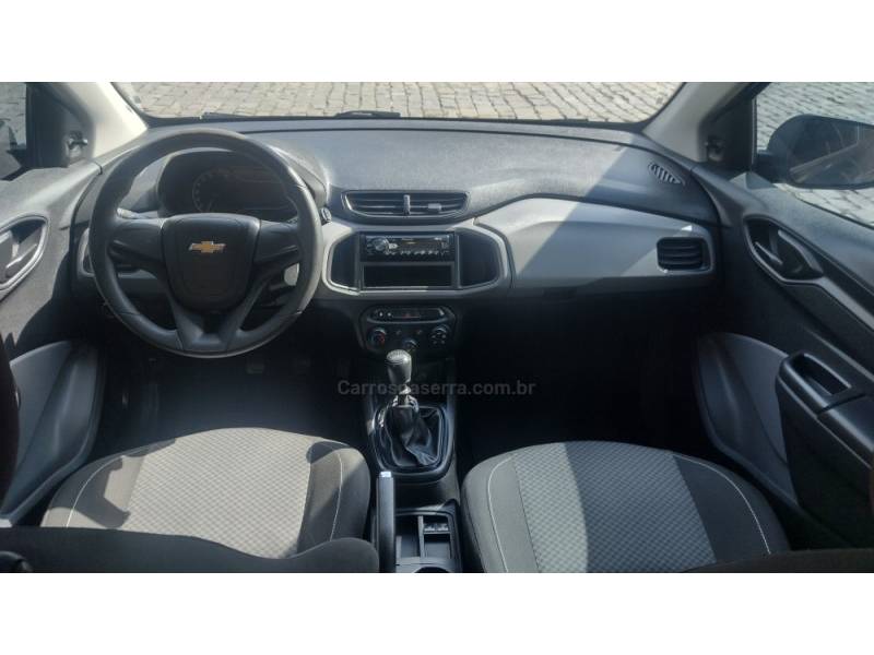 CHEVROLET - ONIX - 2018/2019 - Cinza - R$ 50.900,00