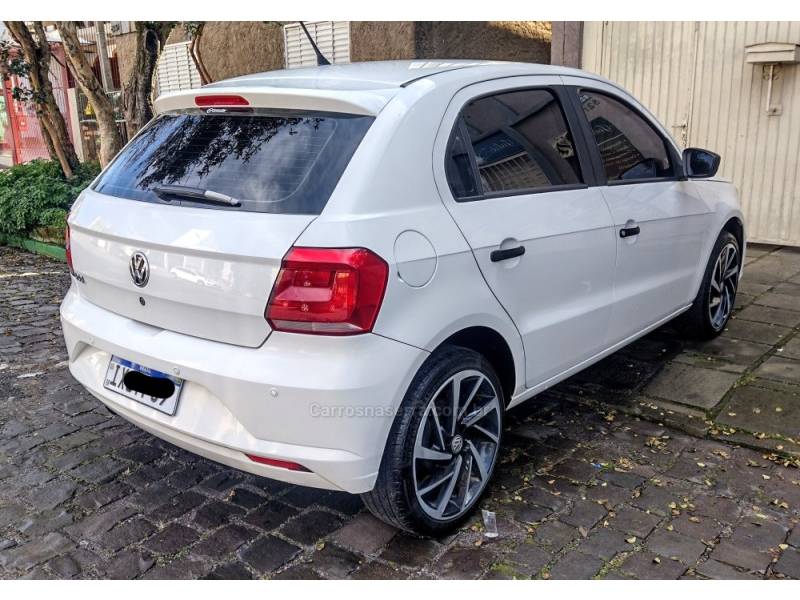 VOLKSWAGEN - GOL - 2016/2017 - Branca - R$ 40.900,00