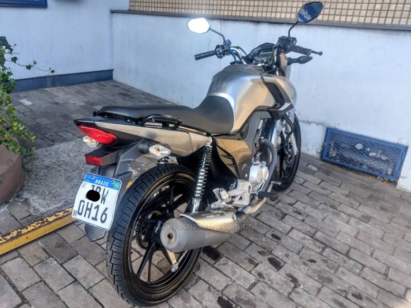 HONDA - CG 160 - 2023/2023 - Prata - R$ 16.900,00