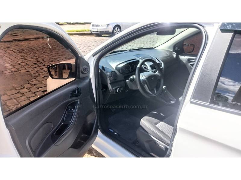 FORD - KA - 2018/2019 - Branca - R$ 45.900,00