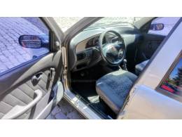 FIAT - SIENA - 2008/2009 - Prata - R$ 17.900,00