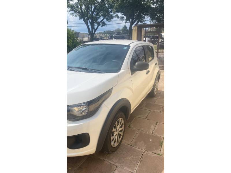 FIAT - MOBI - 2021/2021 - Branca - R$ 45.900,00