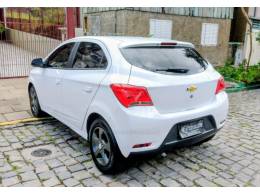 CHEVROLET - ONIX - 2017/2018 - Branca - R$ 59.900,00