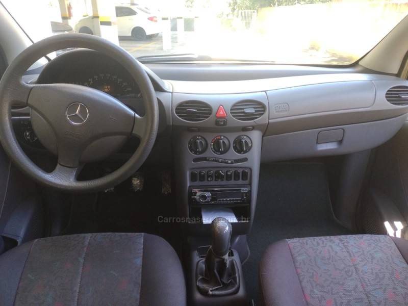 MERCEDES-BENZ - A 160 - 2001/2002 - Prata - R$ 14.900,00