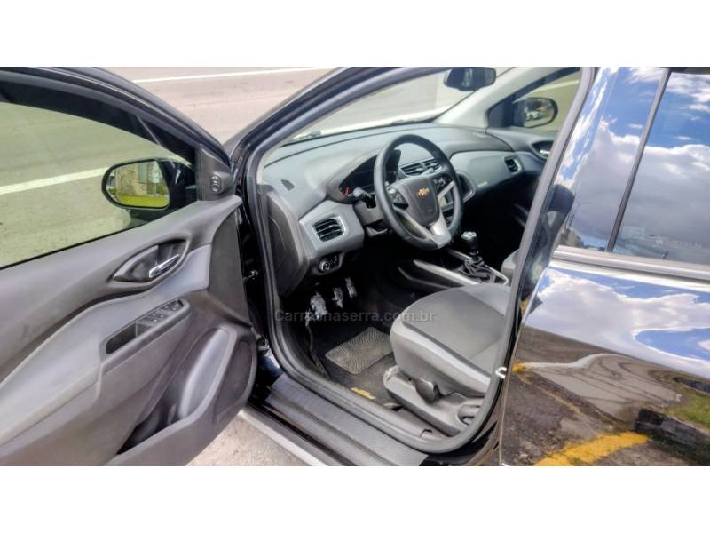CHEVROLET - ONIX - 2019/2019 - Preta - R$ 52.900,00