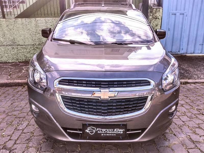 CHEVROLET - SPIN - 2014/2015 - Cinza - R$ 43.900,00