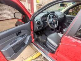 FIAT - PALIO - 2015/2015 - Vermelha - R$ 51.900,00
