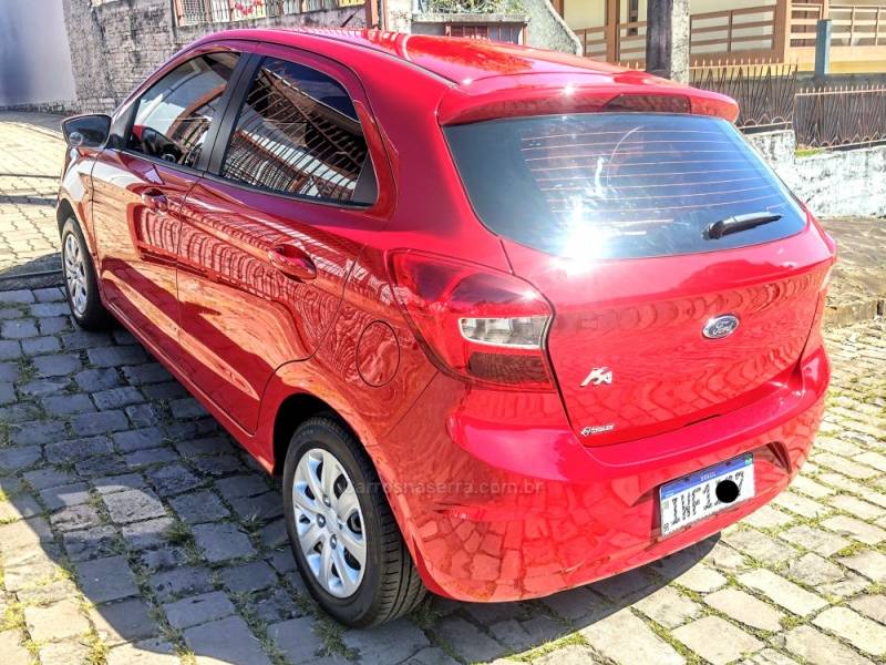 FORD - KA - 2014/2015 - Vermelha - R$ 39.900,00